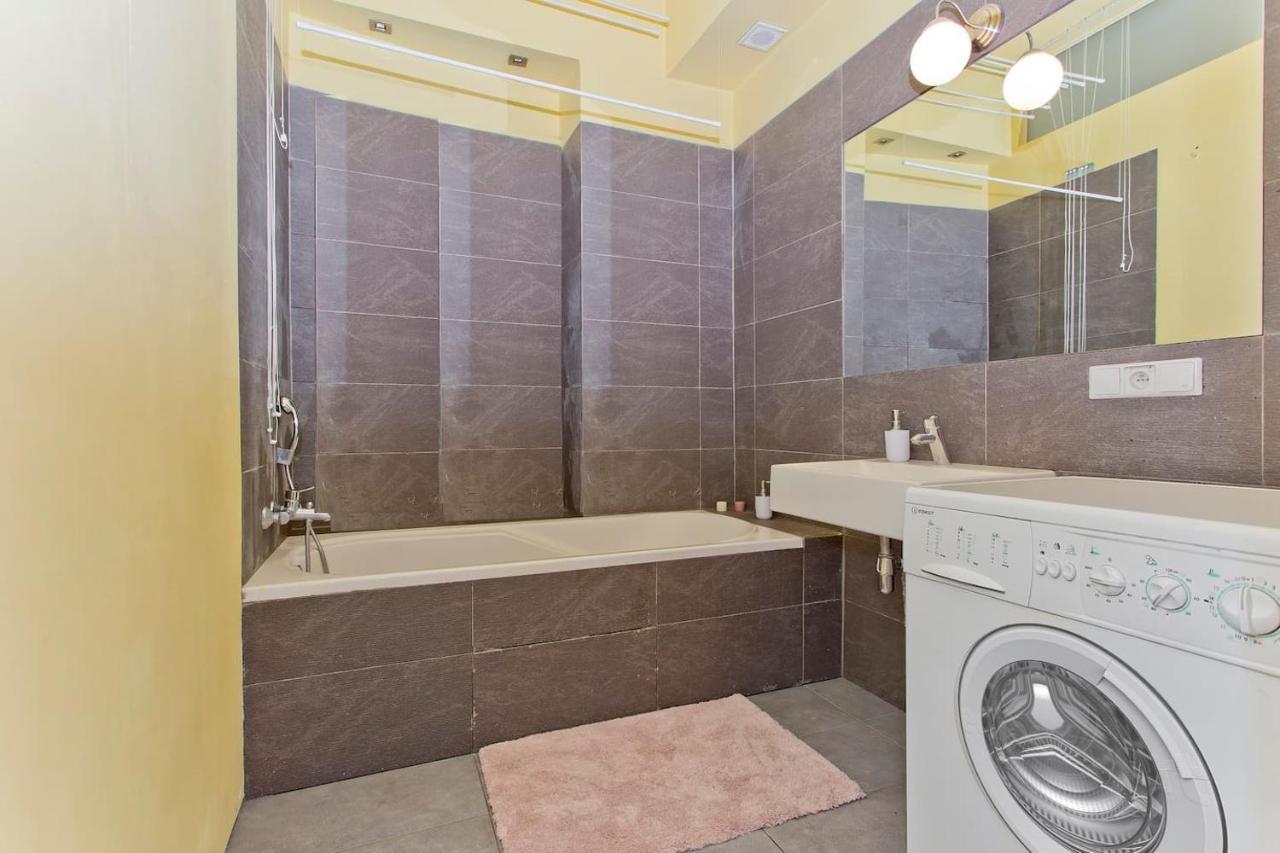 Charming And Bright- Golden Apartments- Old Town Varsavia Esterno foto